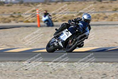 media/Jan-09-2022-SoCal Trackdays (Sun) [[2b1fec8404]]/Turn 11 (935am)/